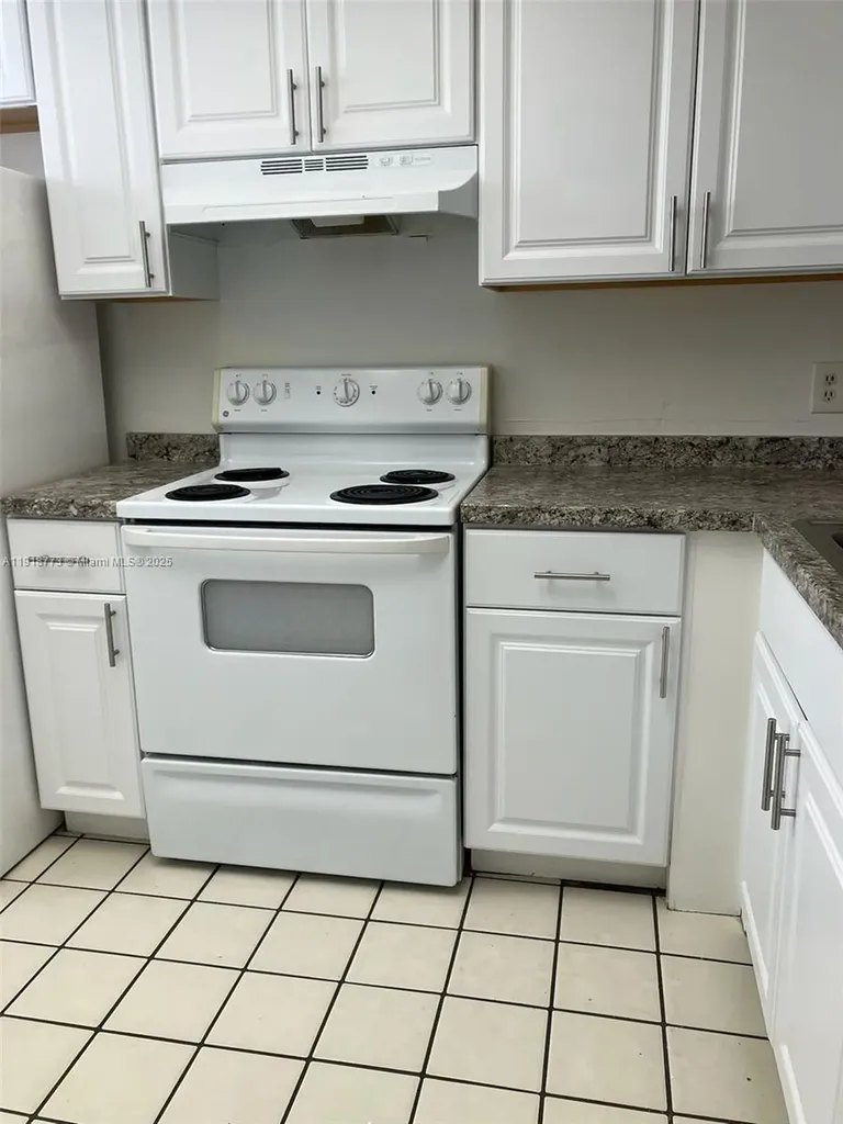 5200 NW 31st Avenue Fort Lauderdale FL 33309