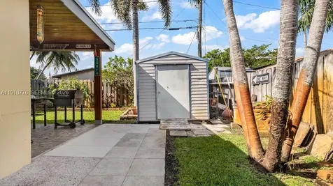 4903 SW 90th Terrace Cooper City FL 33328