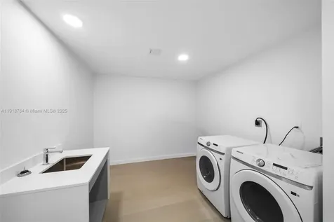 500 Alton Miami Beach FL 33139