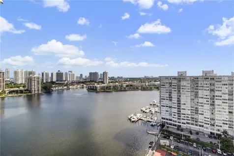 2780 NE 183rd Street Aventura FL 33160