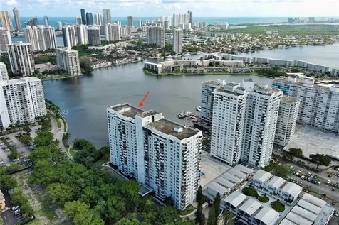 2780 NE 183rd Street Aventura FL 33160