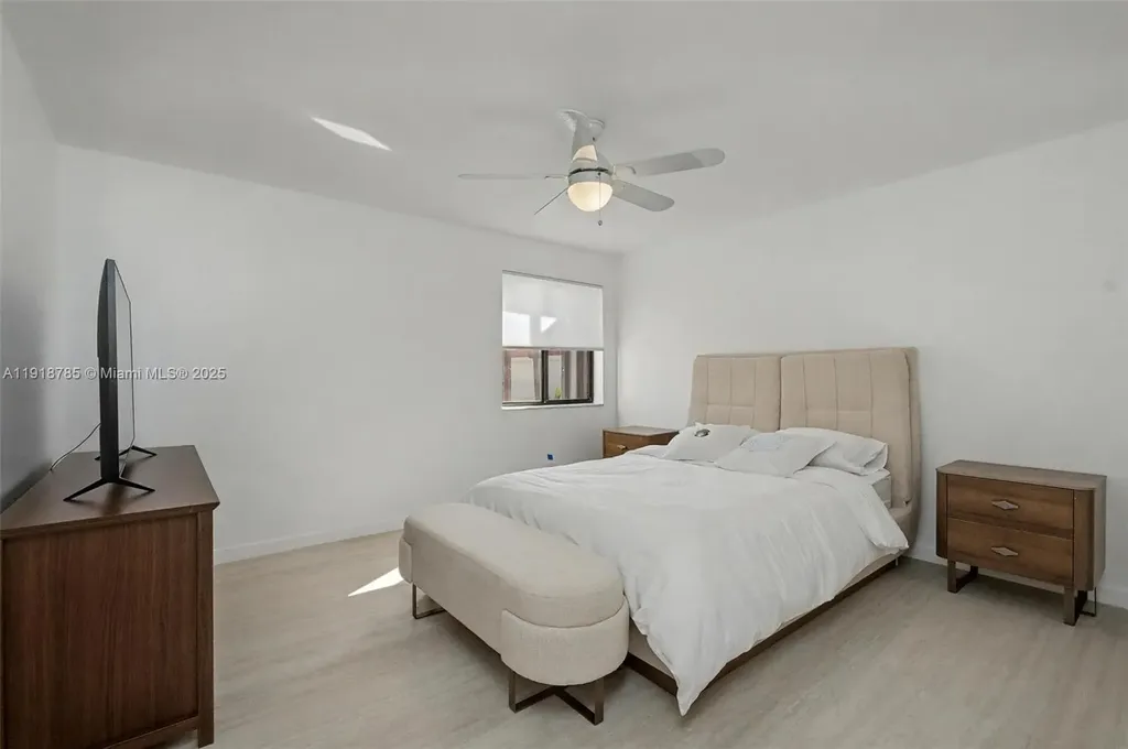 6438 Via Rosa Boca Raton FL 33433