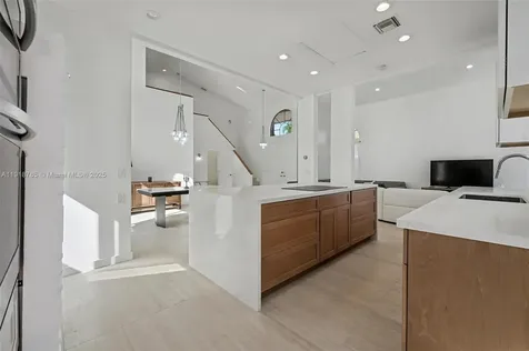 6438 Via Rosa Boca Raton FL 33433