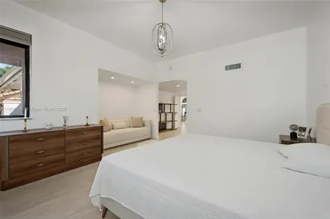 6438 Via Rosa Boca Raton FL 33433