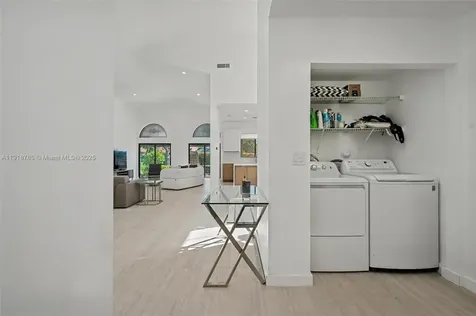 6438 Via Rosa Boca Raton FL 33433