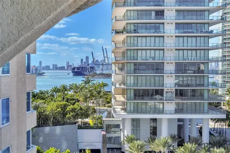 300 S Pointe Drive Miami Beach FL 33139