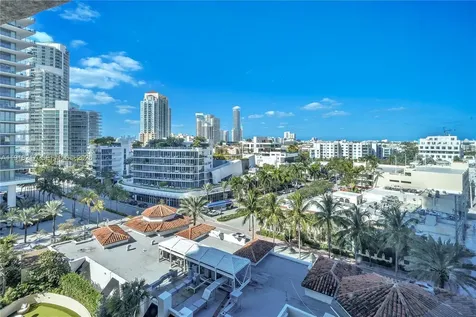 300 S Pointe Drive Miami Beach FL 33139