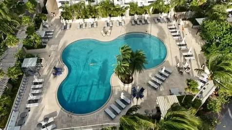 300 S Pointe Drive Miami Beach FL 33139
