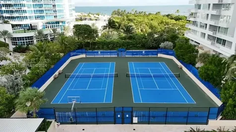300 S Pointe Drive Miami Beach FL 33139