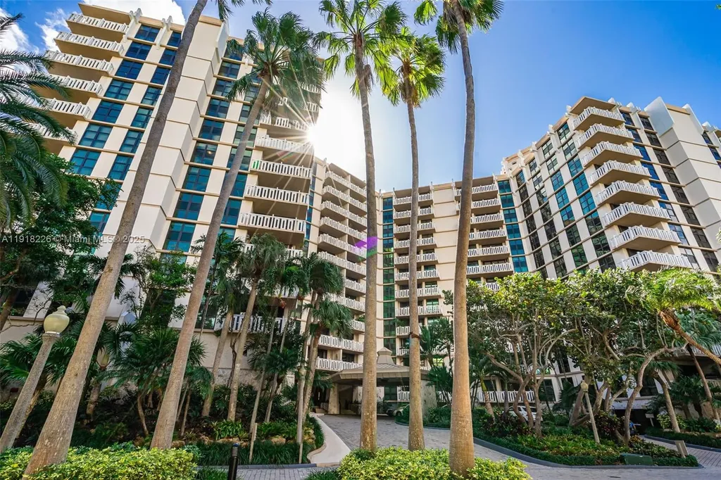 1121 Crandon Boulevard Key Biscayne FL 33149
