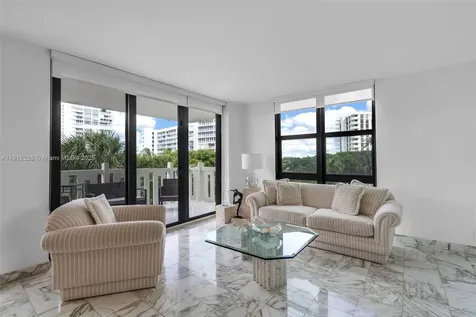 1121 Crandon Boulevard Key Biscayne FL 33149