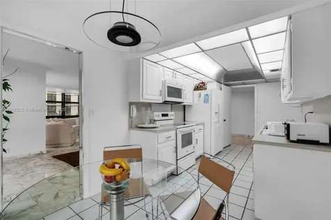 1121 Crandon Boulevard Key Biscayne FL 33149