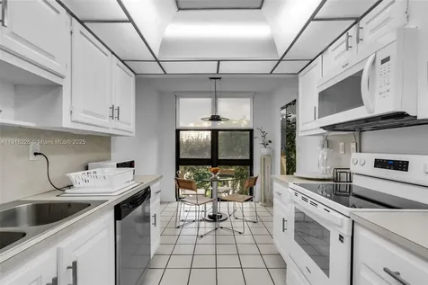 1121 Crandon Boulevard Key Biscayne FL 33149