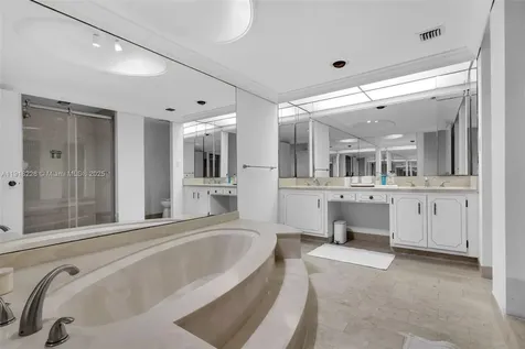 1121 Crandon Boulevard Key Biscayne FL 33149