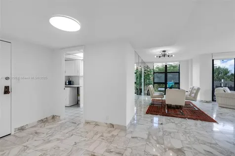 1121 Crandon Boulevard Key Biscayne FL 33149