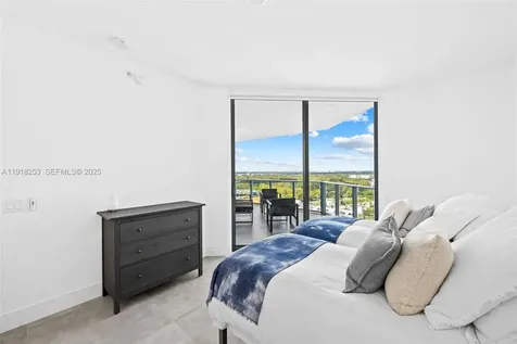 17111 Biscayne Boulevard North Miami Beach FL 33160