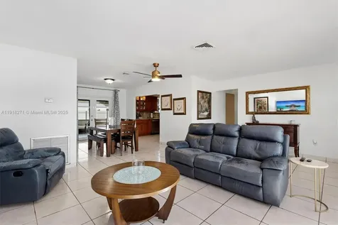 9411 SW 30th Terrace Miami FL 33165