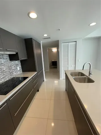 7875 NW 107th Avenue Doral FL 33178