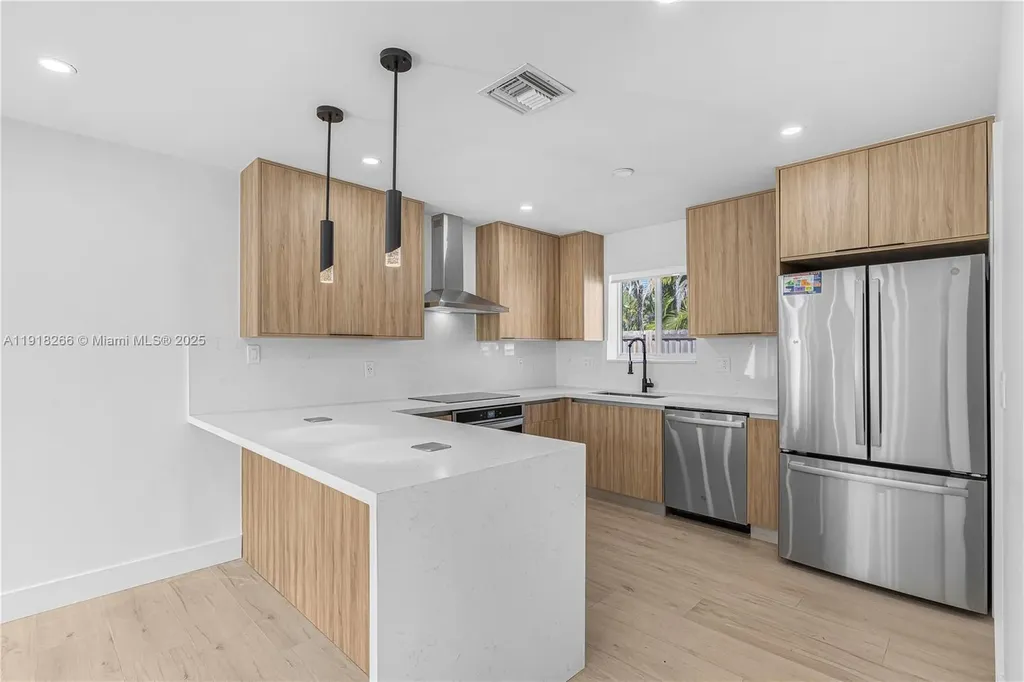 1116 N 31st Avenue Hollywood FL 33021