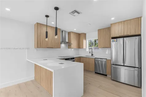 1116 N 31st Avenue Hollywood FL 33021