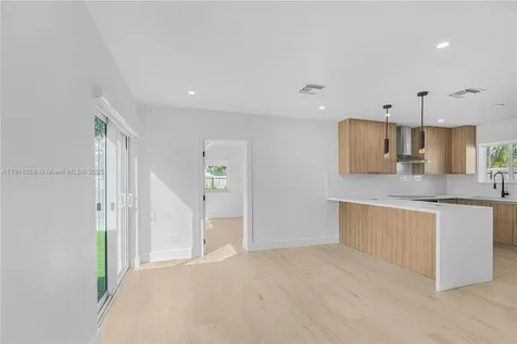 1116 N 31st Avenue Hollywood FL 33021