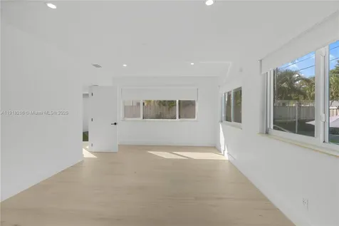 1116 N 31st Avenue Hollywood FL 33021