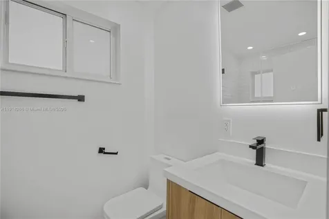 1116 N 31st Avenue Hollywood FL 33021