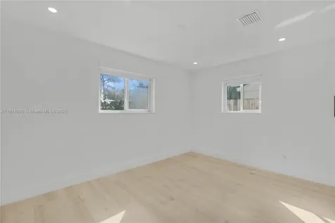 1116 N 31st Avenue Hollywood FL 33021