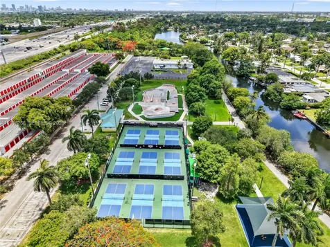 1116 N 31st Avenue Hollywood FL 33021