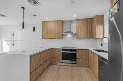 1116 N 31st Avenue Hollywood FL 33021