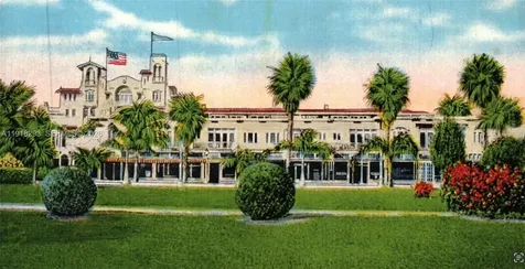 65 S Palm Avenue Sarasota FL 34236