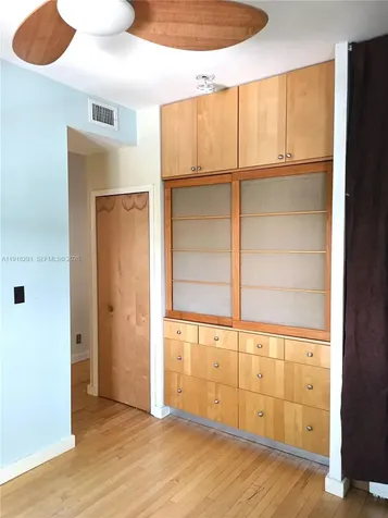 935 9th Street Miami Beach FL 33139