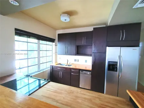 935 9th Street Miami Beach FL 33139