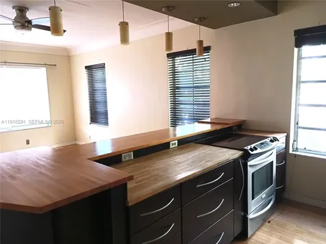 935 9th Street Miami Beach FL 33139