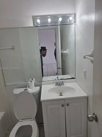 Miami FL 33193
