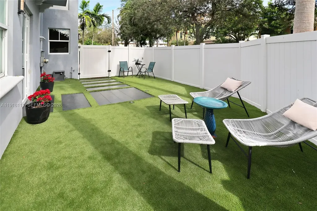 601 NE 11th Avenue Fort Lauderdale FL 33304
