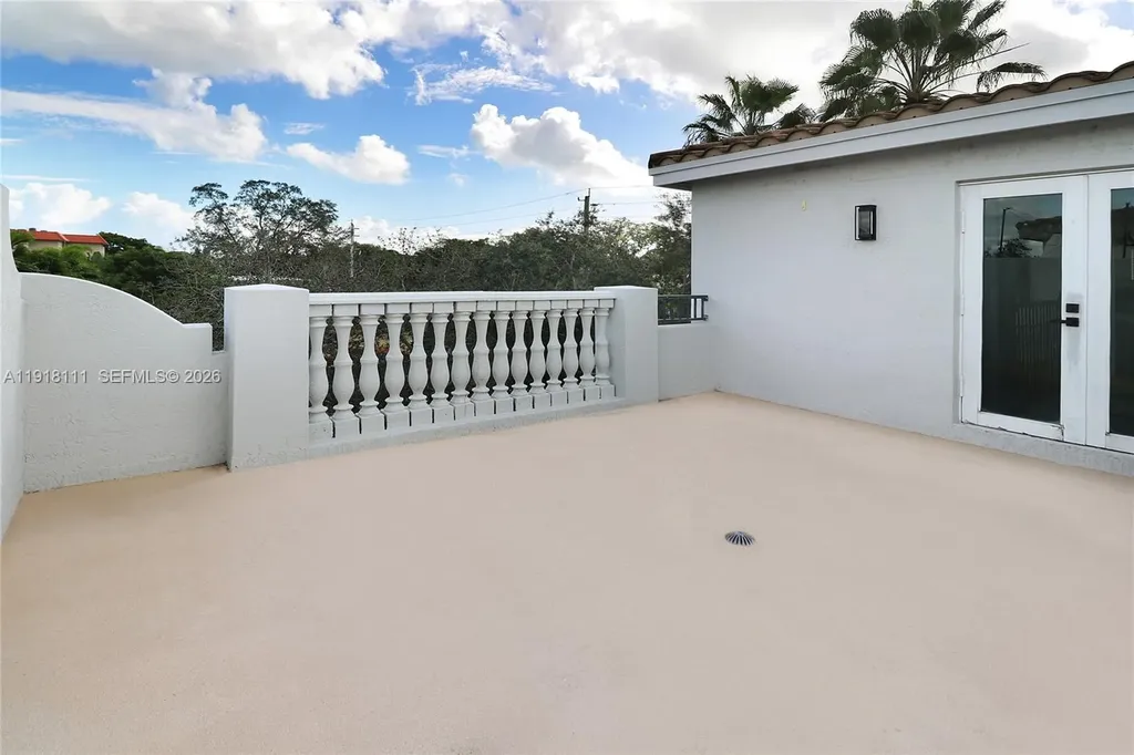 601 NE 11th Avenue Fort Lauderdale FL 33304