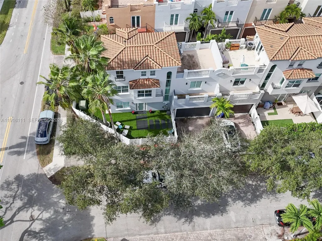 601 NE 11th Avenue Fort Lauderdale FL 33304