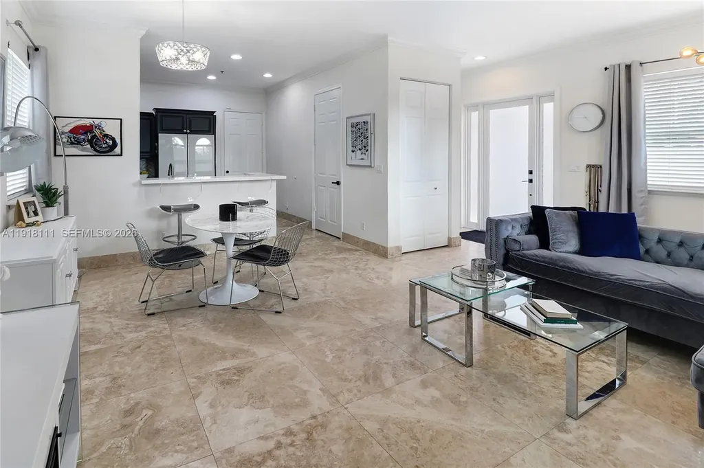 601 NE 11th Avenue Fort Lauderdale FL 33304