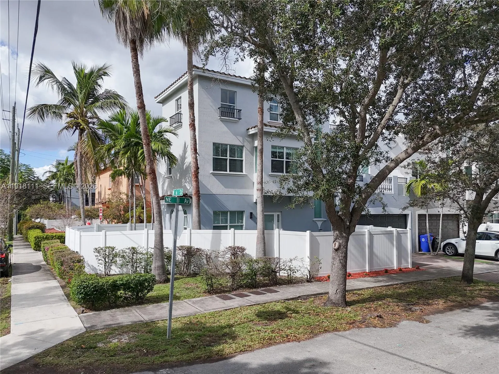 601 NE 11th Avenue Fort Lauderdale FL 33304