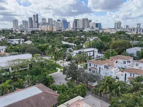 601 NE 11th Avenue Fort Lauderdale FL 33304