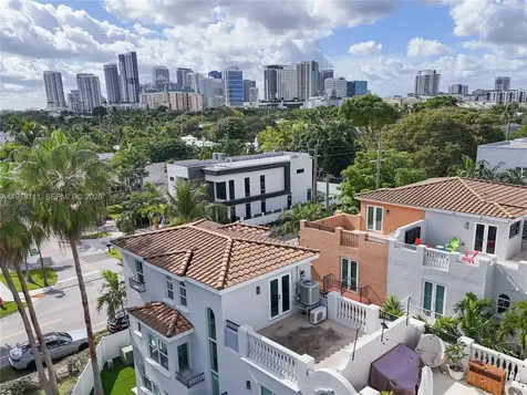601 NE 11th Avenue Fort Lauderdale FL 33304