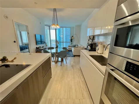 851 NE 1st Avenue Miami FL 33132