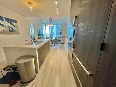 851 NE 1st Avenue Miami FL 33132
