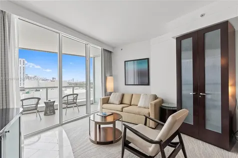 4391 Collins Avenue Miami Beach FL 33140