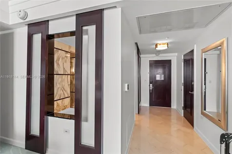4391 Collins Avenue Miami Beach FL 33140