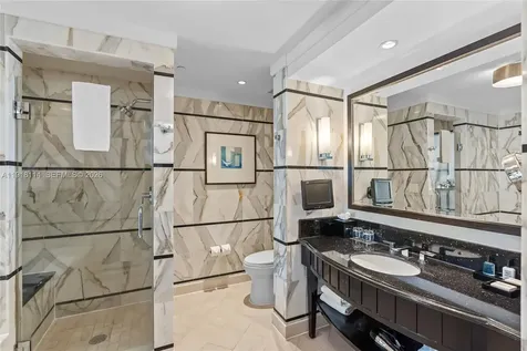 4391 Collins Avenue Miami Beach FL 33140