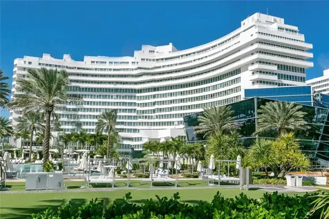 4391 Collins Avenue Miami Beach FL 33140