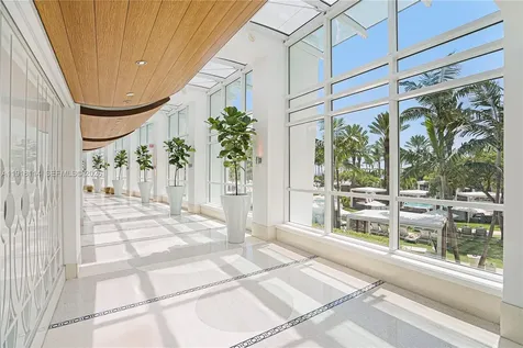 4391 Collins Avenue Miami Beach FL 33140