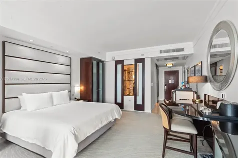 4391 Collins Avenue Miami Beach FL 33140